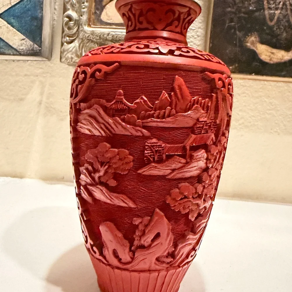 N/A this vase